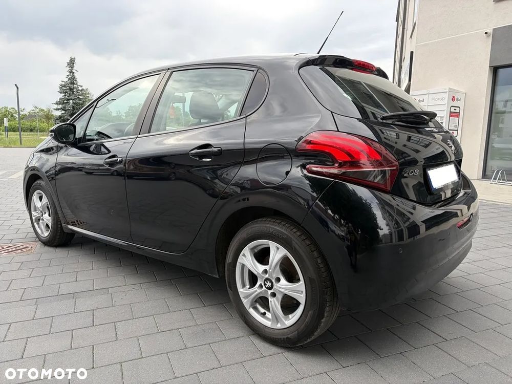 Peugeot 208 BlueHDi 100 Active - 4