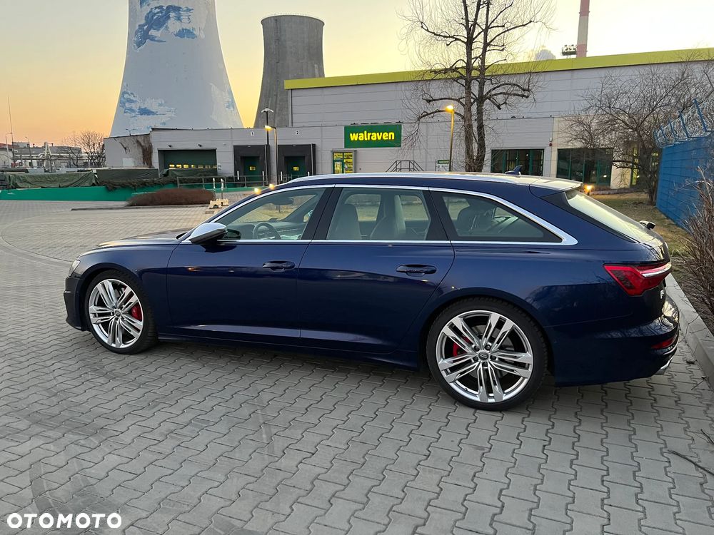 Audi S6 Avant - 9