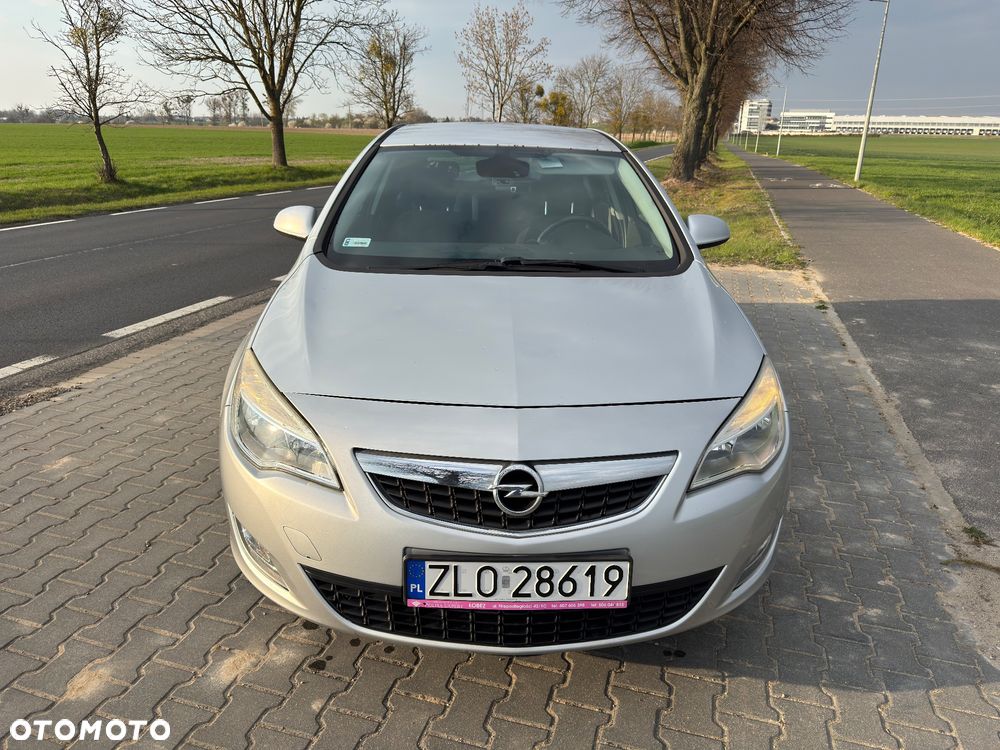 Opel Astra 1.3 CDTI Enjoy ecoFLEX - 4
