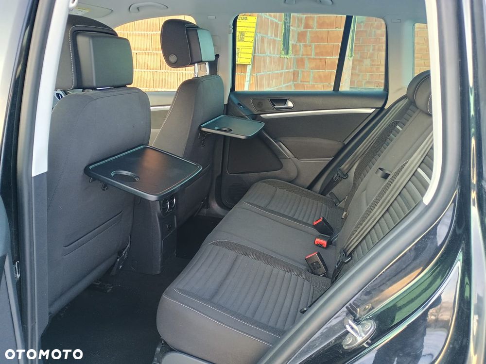 Volkswagen Tiguan - 10