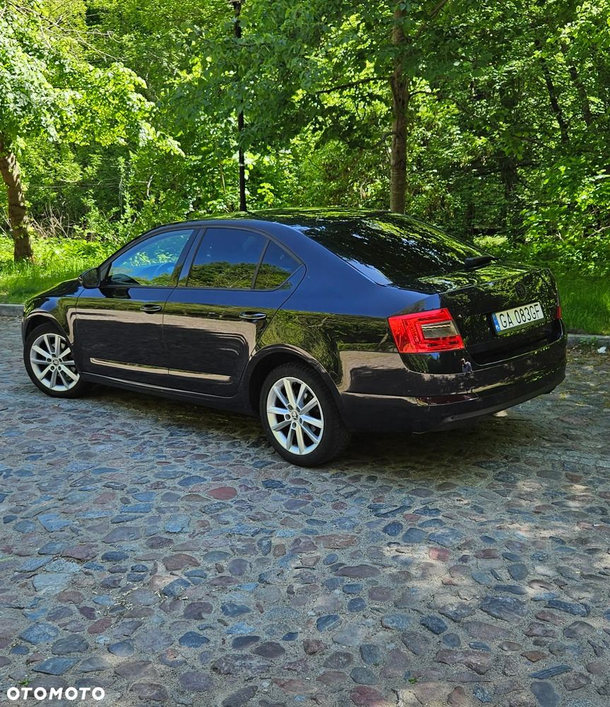 Skoda Octavia 1.4 TSI Ambition DSG - 2