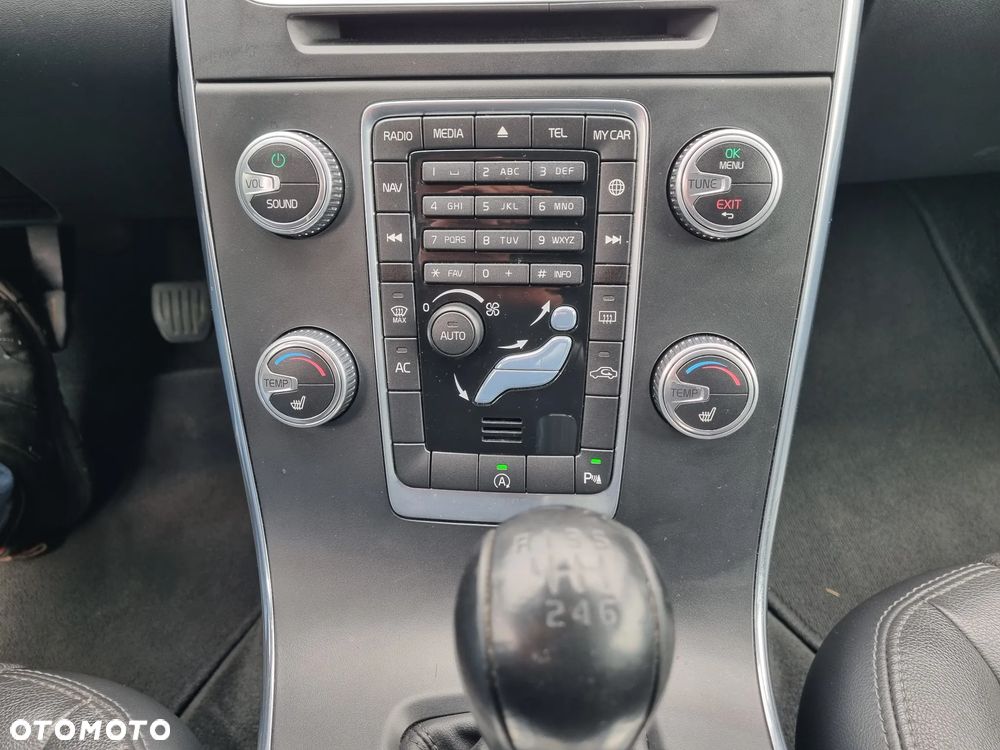 Volvo V60 DRIVe Kinetic - 19