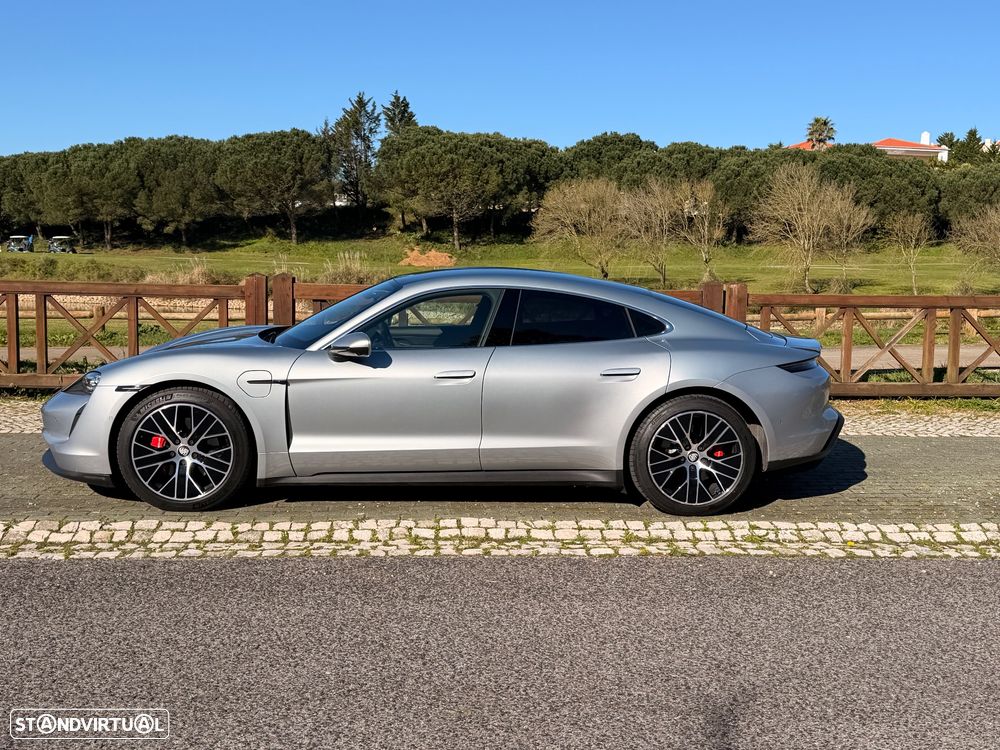 Porsche Taycan 4S - 5