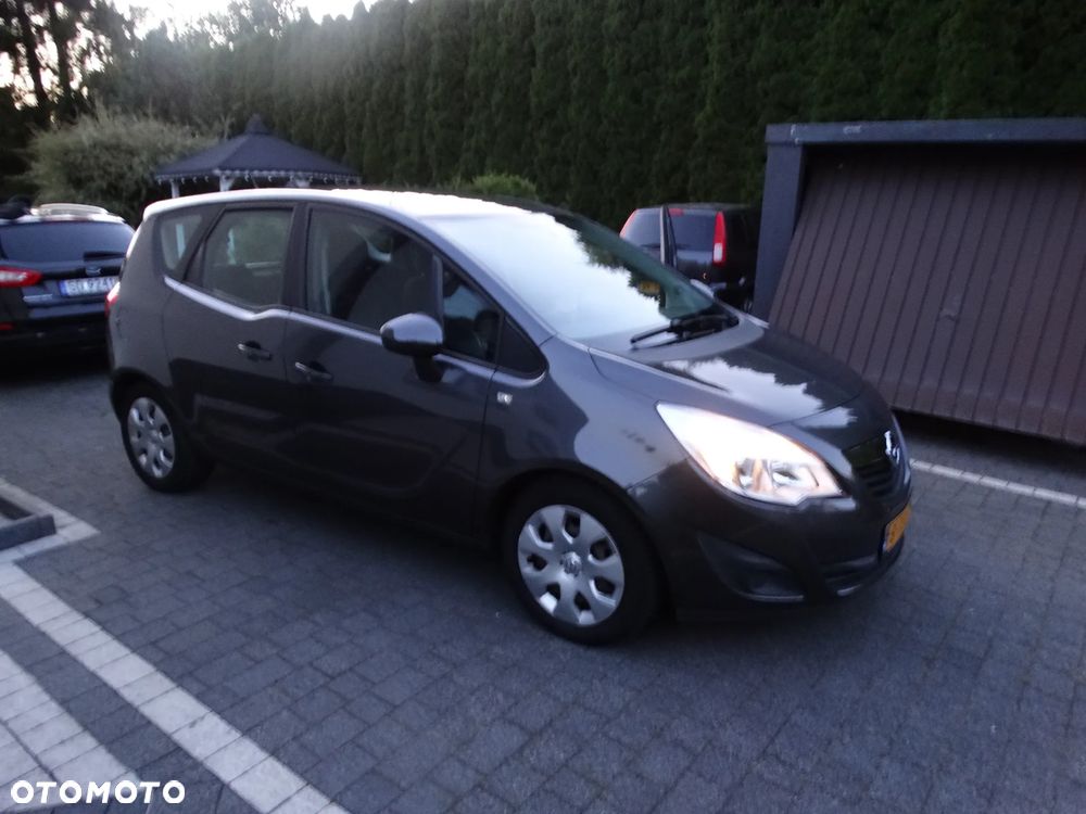 Opel Meriva - 13