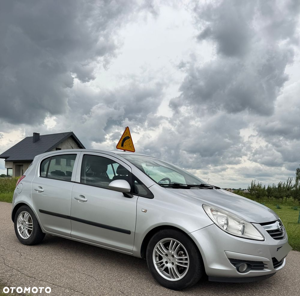 Opel Corsa - 8