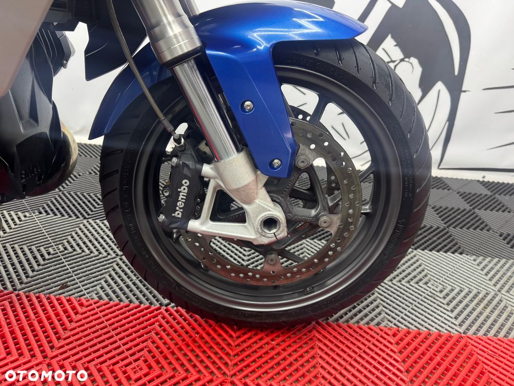BMW RS - 37