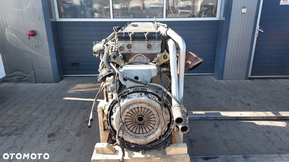 MERCEDES AROCS MP4 SILNIK OM470-906 11L 430KM EURO 6 - 5