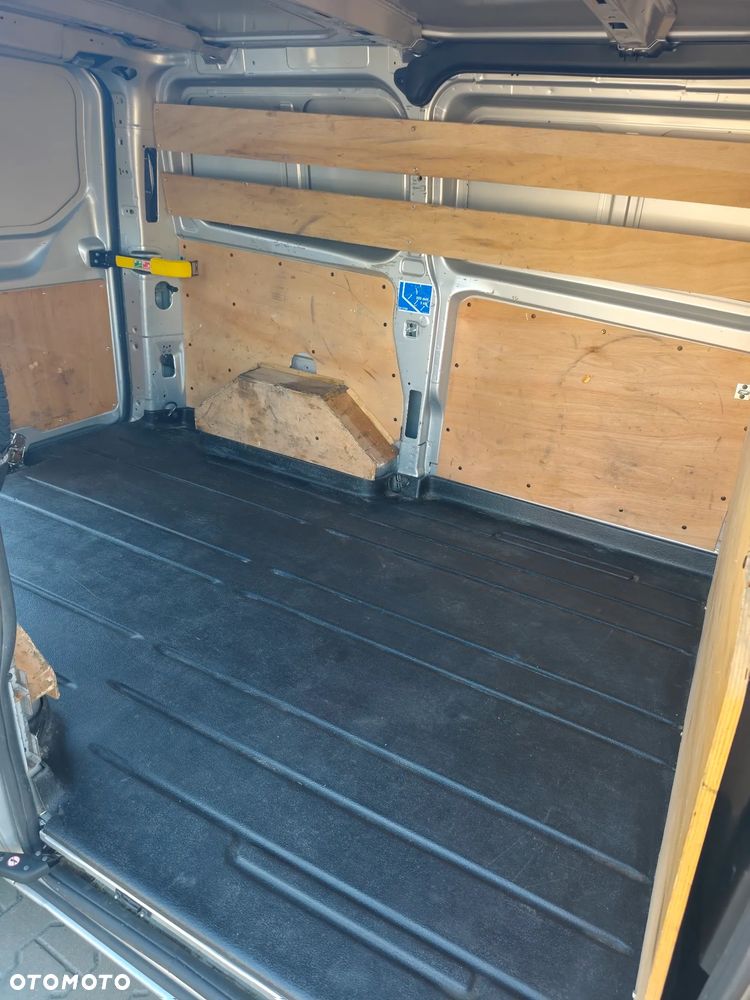 Ford Transit Custom - 24