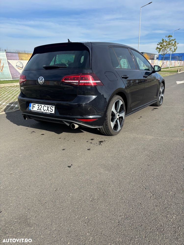Volkswagen Golf GTI BlueMotion Technology DSG - 13