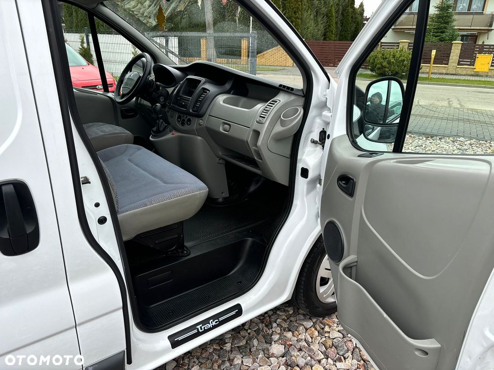 Renault Trafic - 14