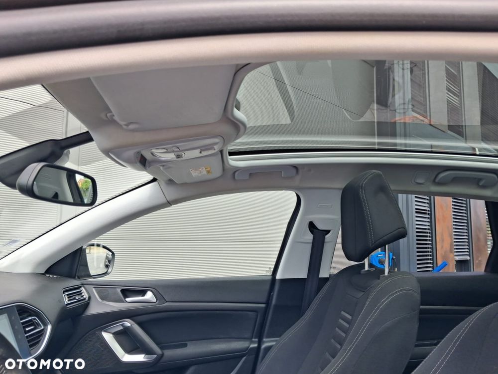 Peugeot 308 155 THP Allure - 13