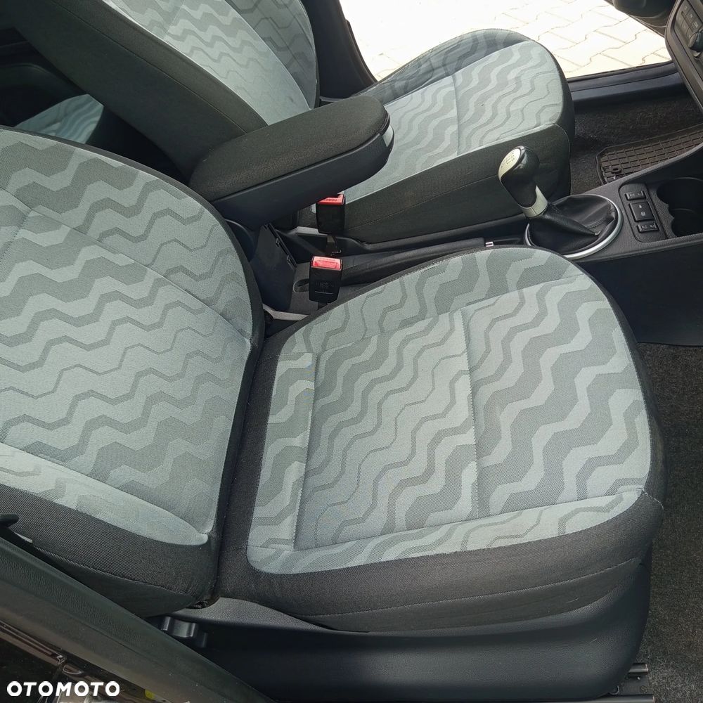 Skoda Roomster 1.2 Ambition - 10