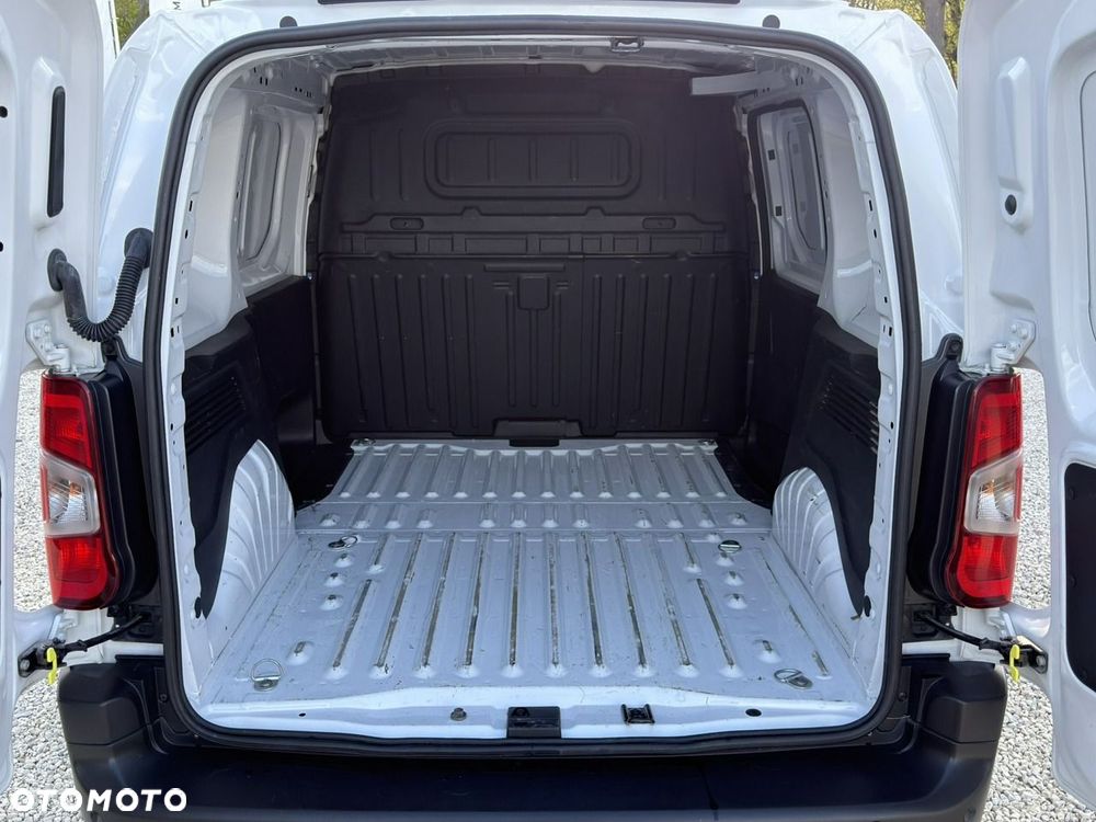 Toyota Proace City - 14