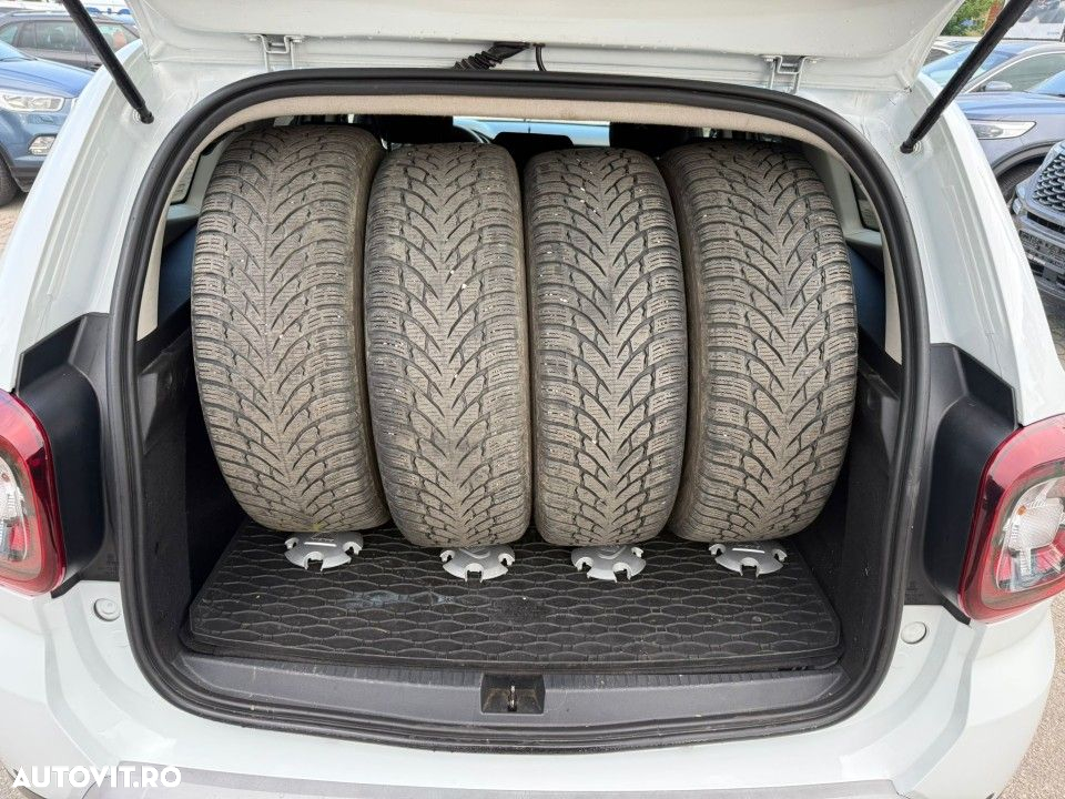 Dacia Duster 1.5 Blue dCi 4WD Essential - 10
