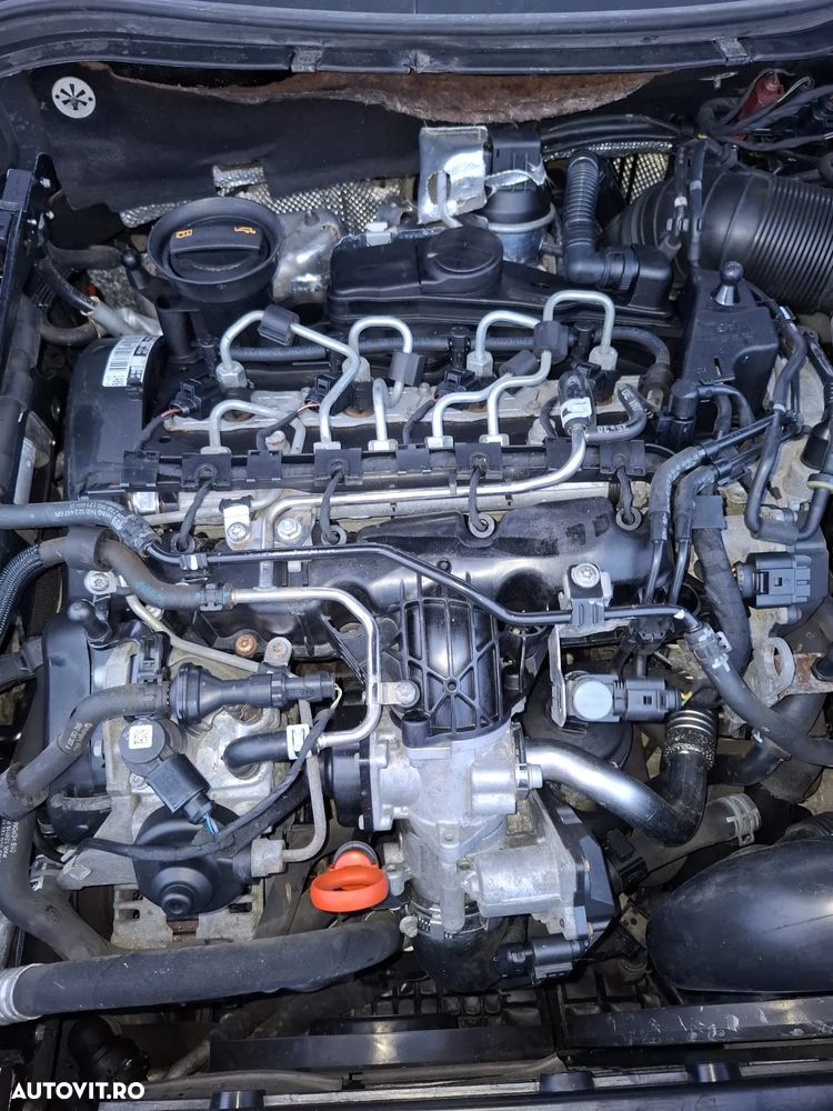 Volkswagen Passat 2.0 TDI Highline DPF DSG - 13