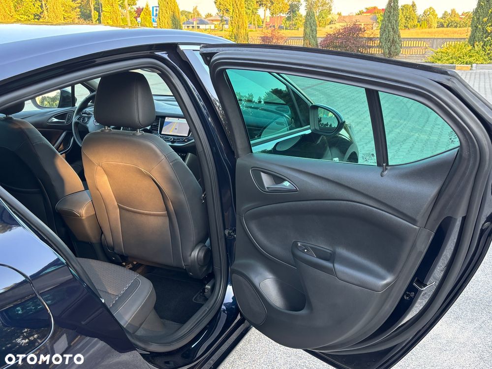 Opel Astra - 35