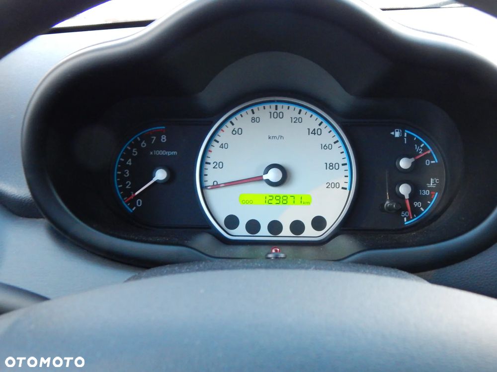 Hyundai i10 1.2 Premium - 26