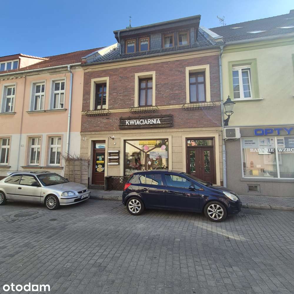 Kamienica z duszą, lokalem użytkowym i tarasem