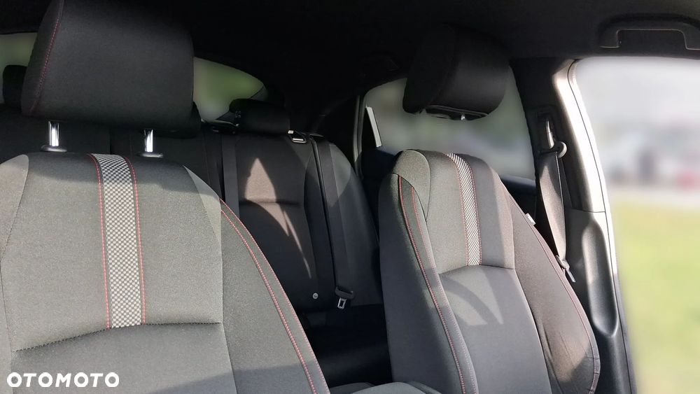Honda Civic 1.0 T Comfort Sport Line - 33