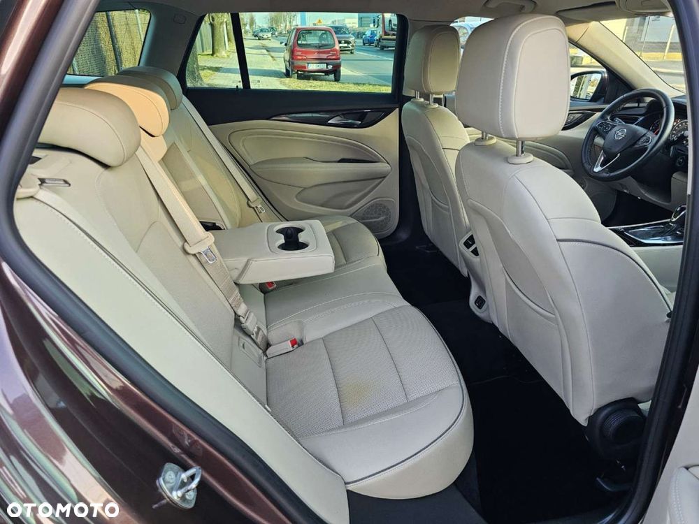 Opel Insignia - 20