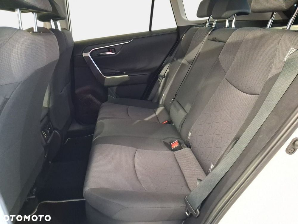 Toyota RAV4 - 17