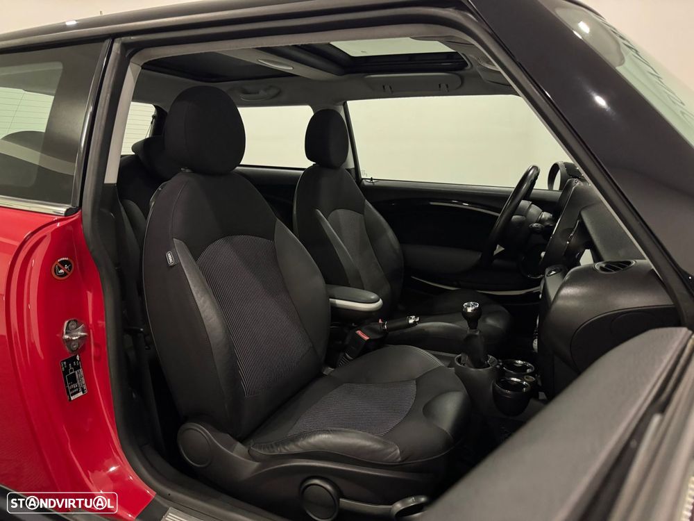 MINI 3 Portas Cooper D - 7