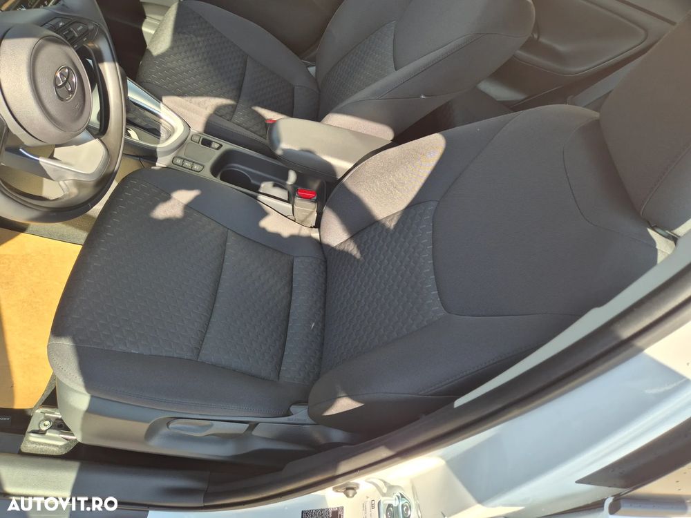 Toyota Yaris Cross 1.5 VVT-i HSD 4x2 Active - 18