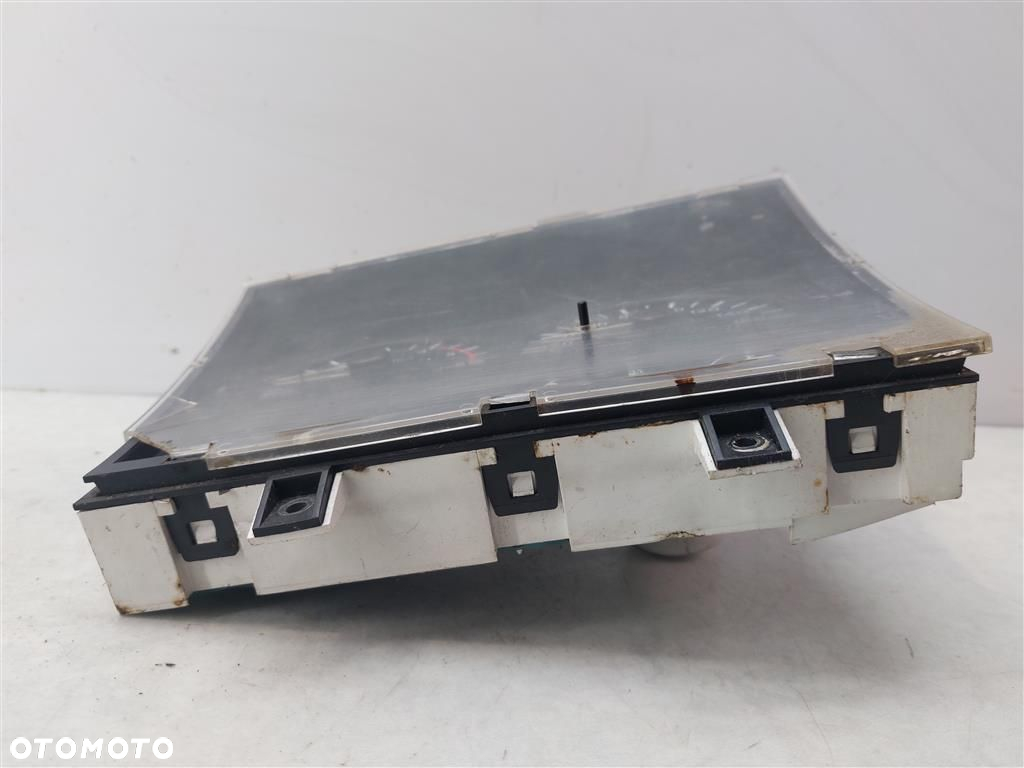 Licznik ZEGARY Nissan Trade 1990-2001 JAEGER VEGLIA 01506443-0 - 2