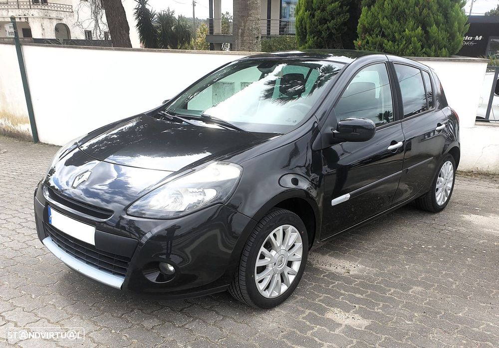 Renault Clio 1.5 dCi Dynamique S - 1