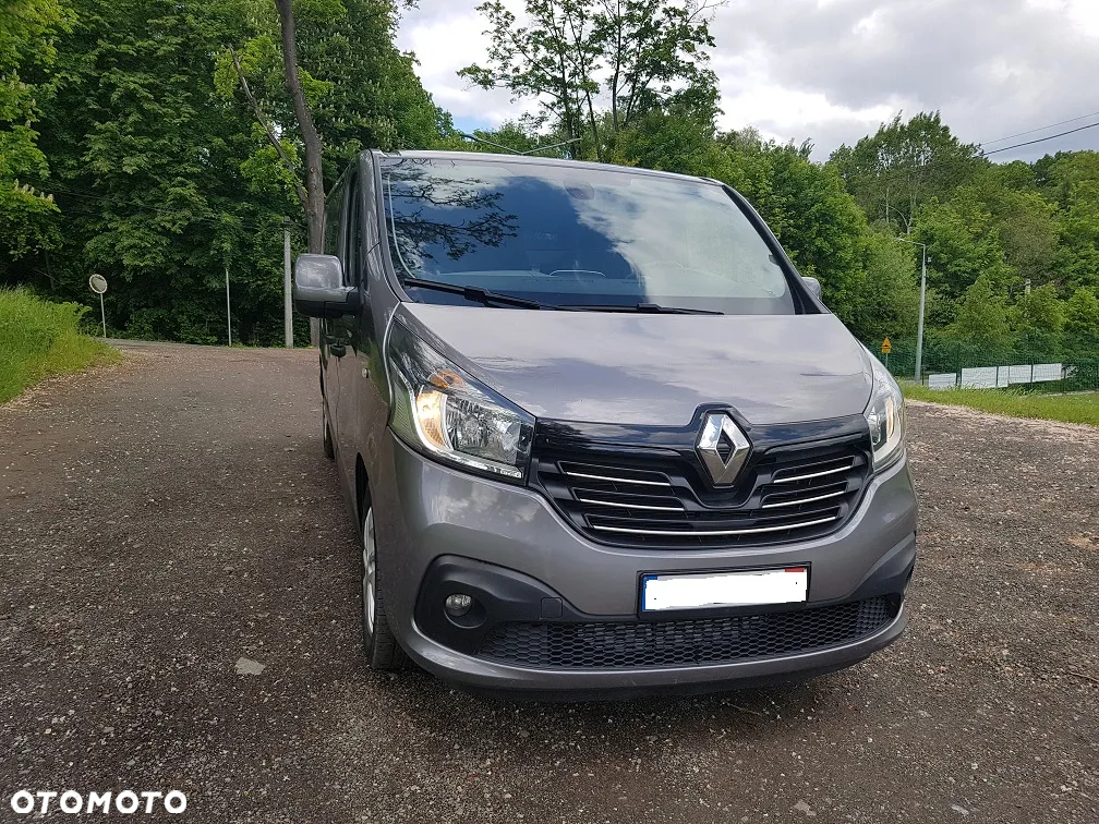Renault TRAFIC - 2
