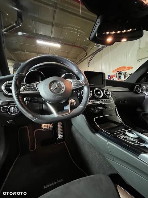 Mercedes-Benz Klasa C 300 9G-TRONIC - 9