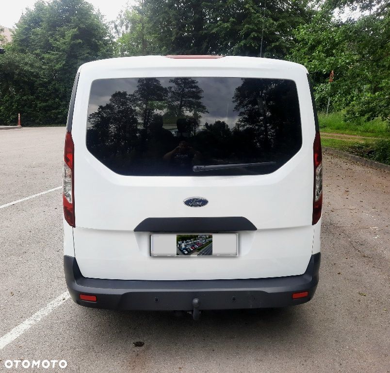 Ford Tourneo Connect Grand - 8