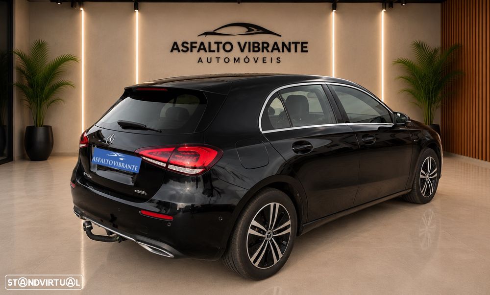 Mercedes-Benz A 250 e 8G-DCT Style - 3