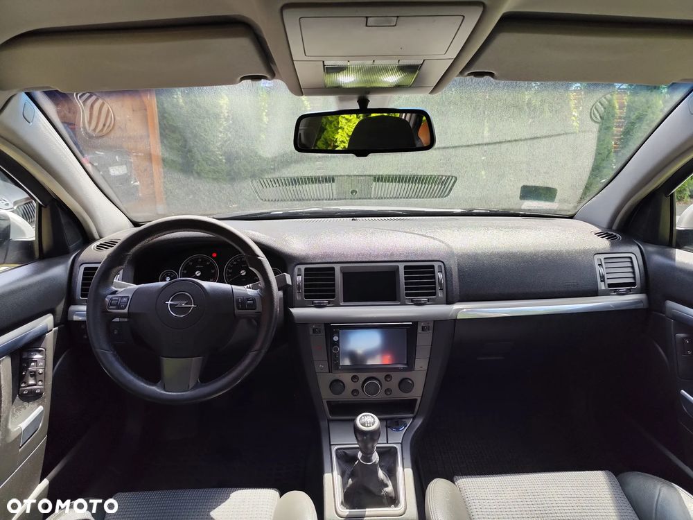 Opel Vectra 1.9 CDTI DPF Cosmo - 7