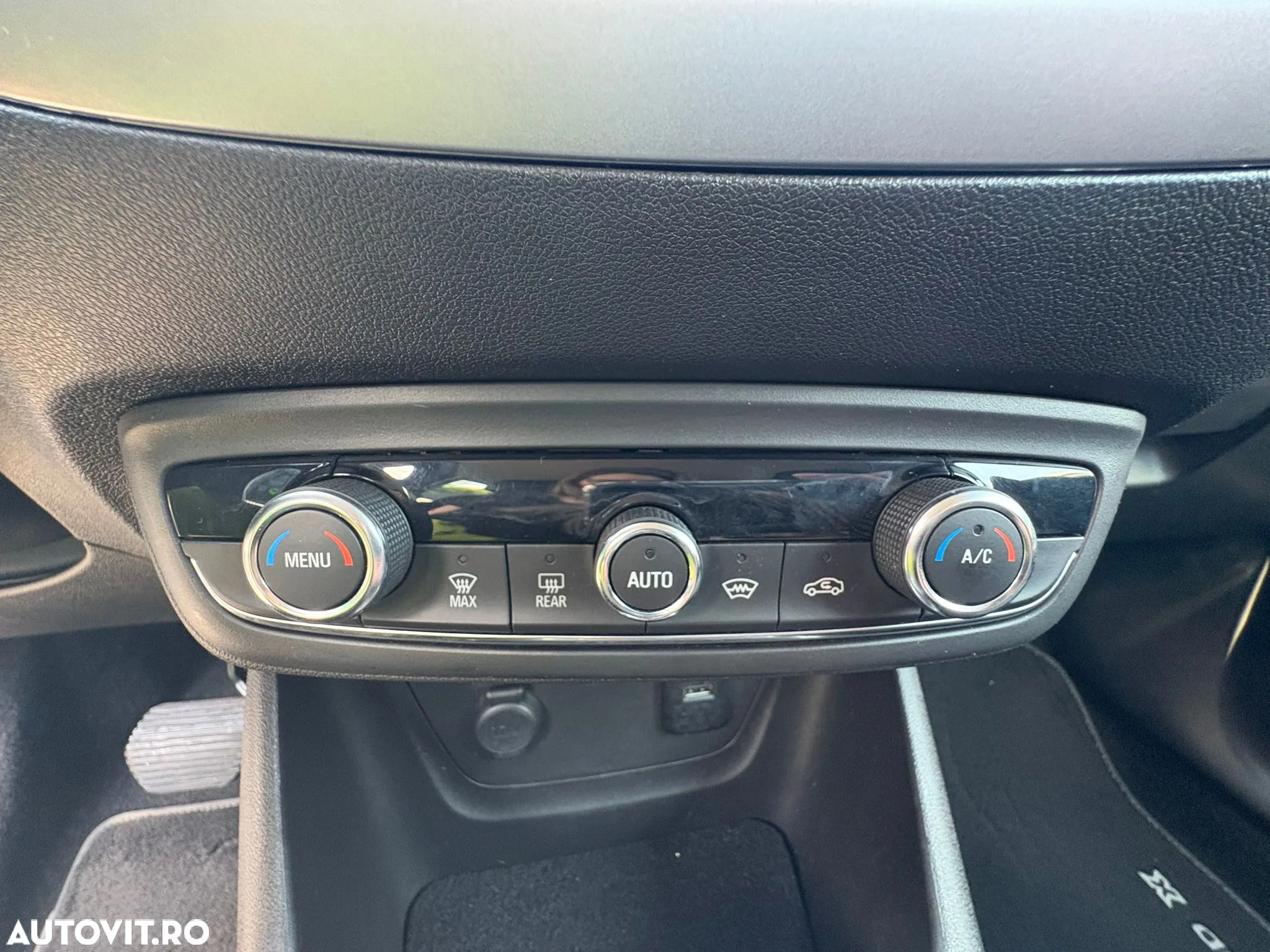 Opel Crossland X 1.5 CDTI Start/Stop Aut. Enjoy - 13