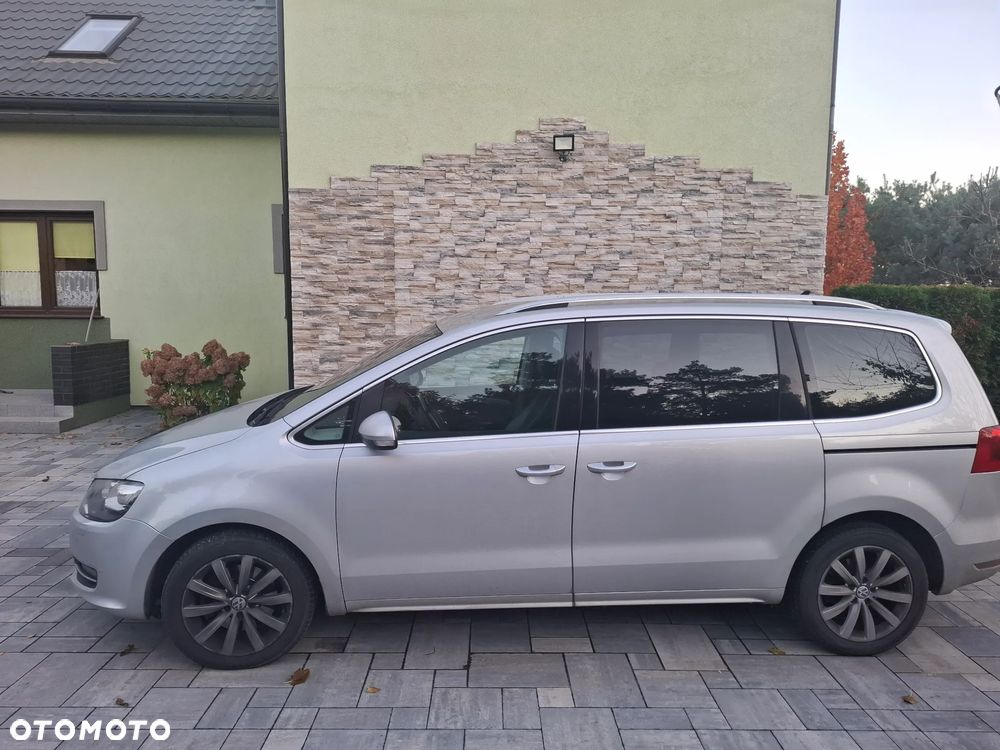 Volkswagen Sharan 2.0 TDI Trendline DSG - 15