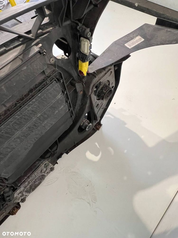 Pas przedni 3.2 FSI 2.0 TDI 2.0 TDI 1 WENTYLATOR Audi A4 S4 B7 8E 8H 2007 - 13
