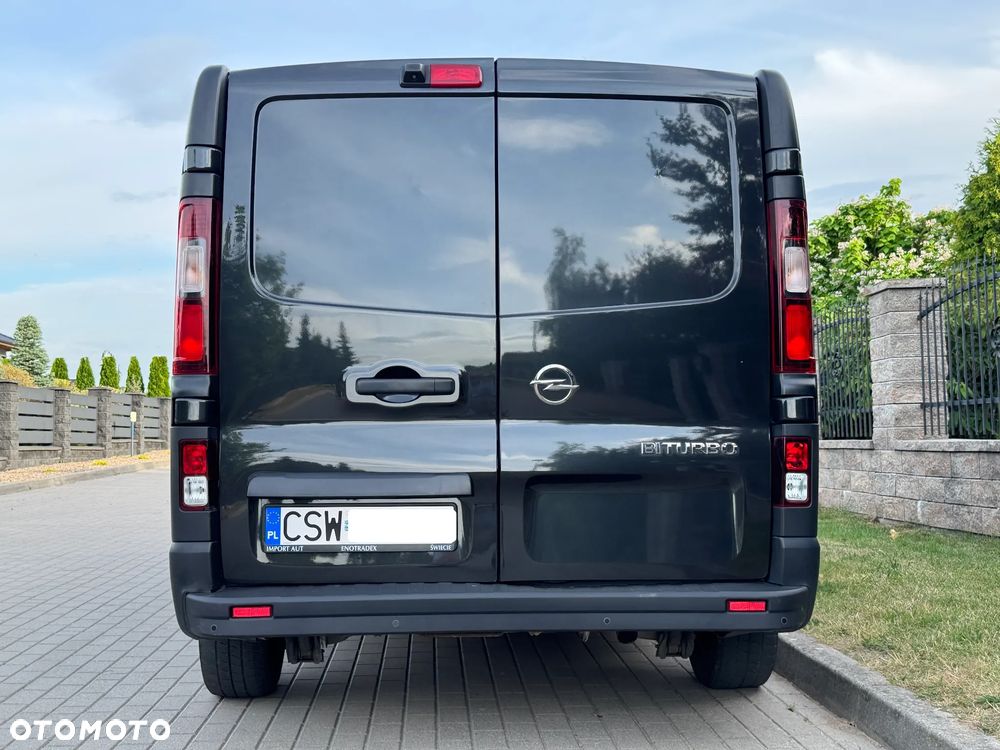 Opel VIVARO - 31
