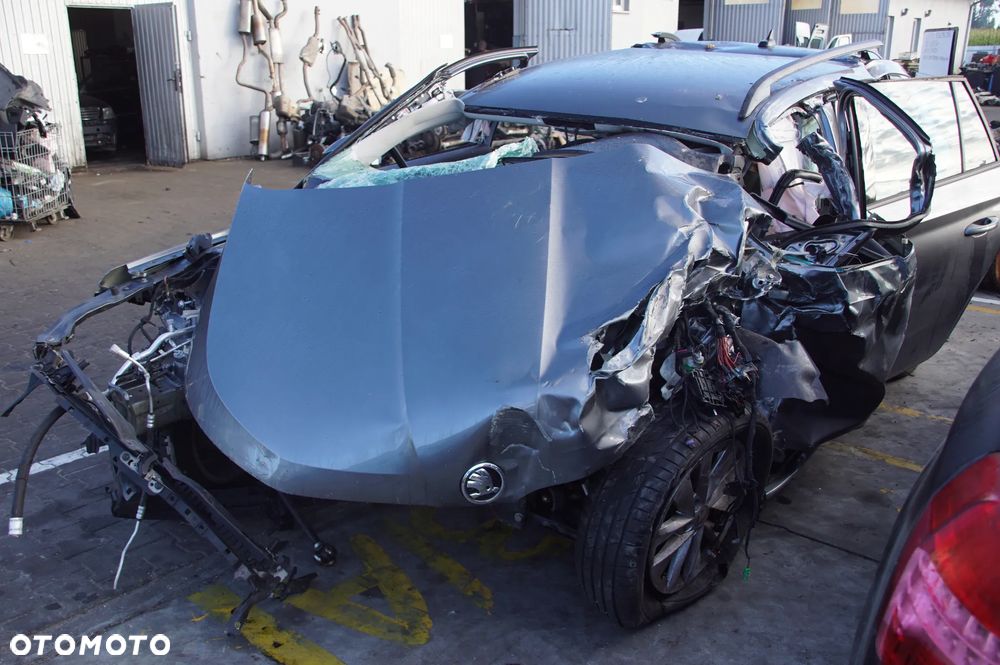 Auto na części - Skoda Kamiq 1.0 TSI 110 KM DLAA URG LF7C 2023R Silnik Skrzynia Drzwi Szyba Lusterko Lampa Deska Kokpit Sterownik Moduł Alternator Rozrusznik Czujnik - 6