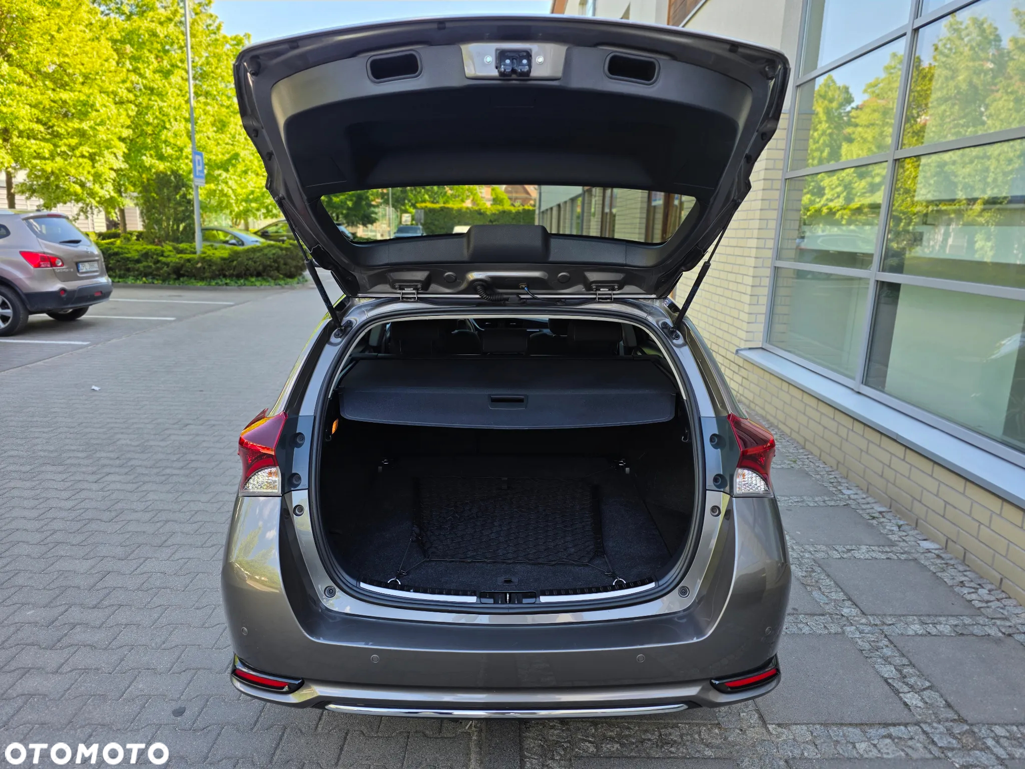 Toyota Auris 1.8 VVT-i Hybrid Automatik Edition S+ - 12