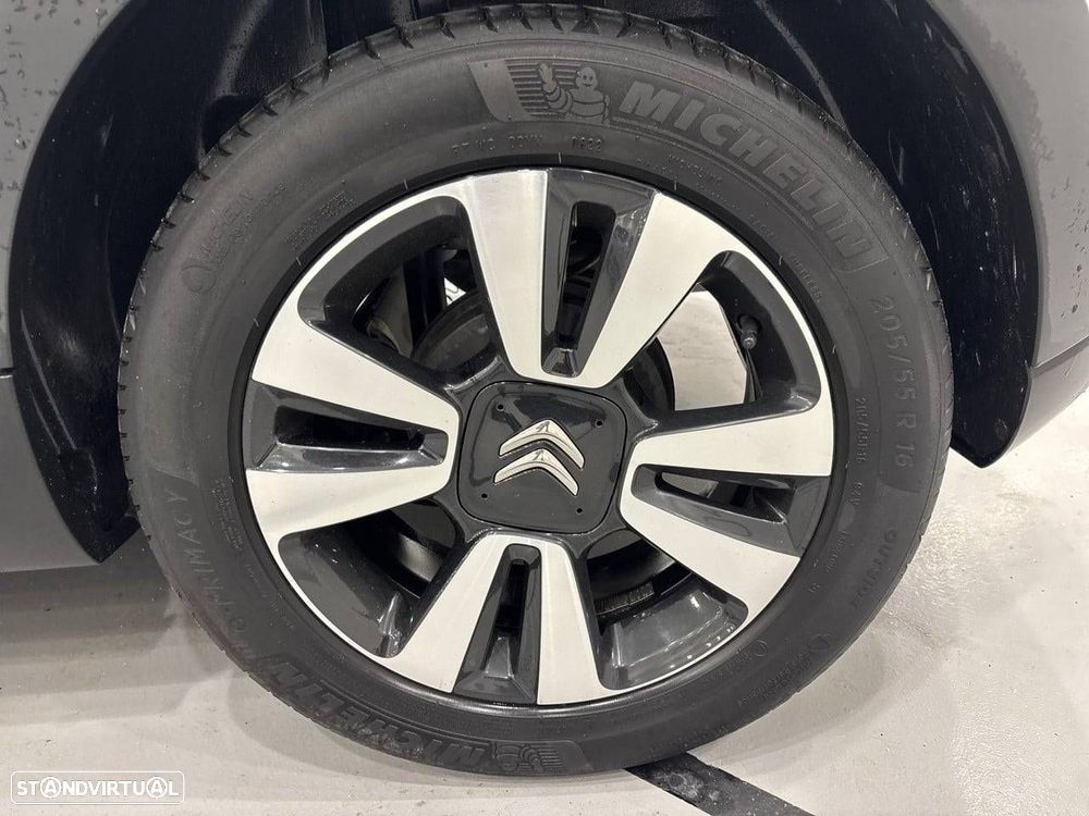 Citroën C3 1.2 PureTech C-Series - 11