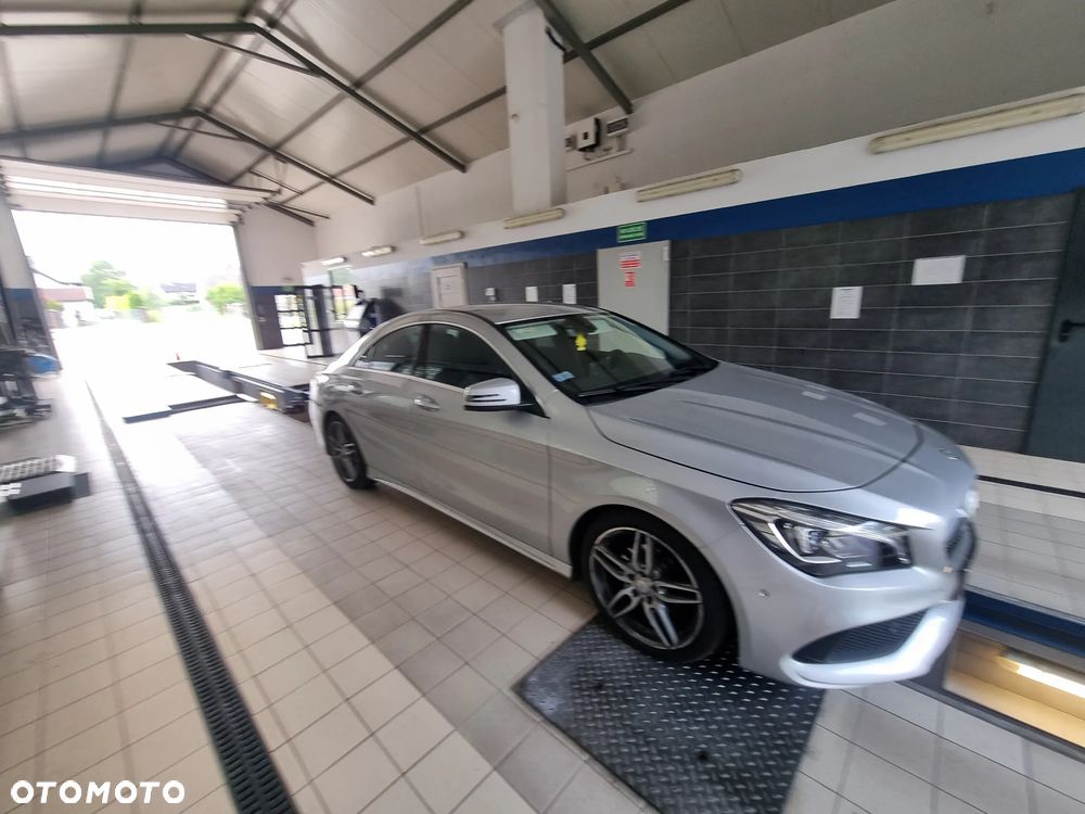 Mercedes-Benz CLA 200 AMG Line - 40