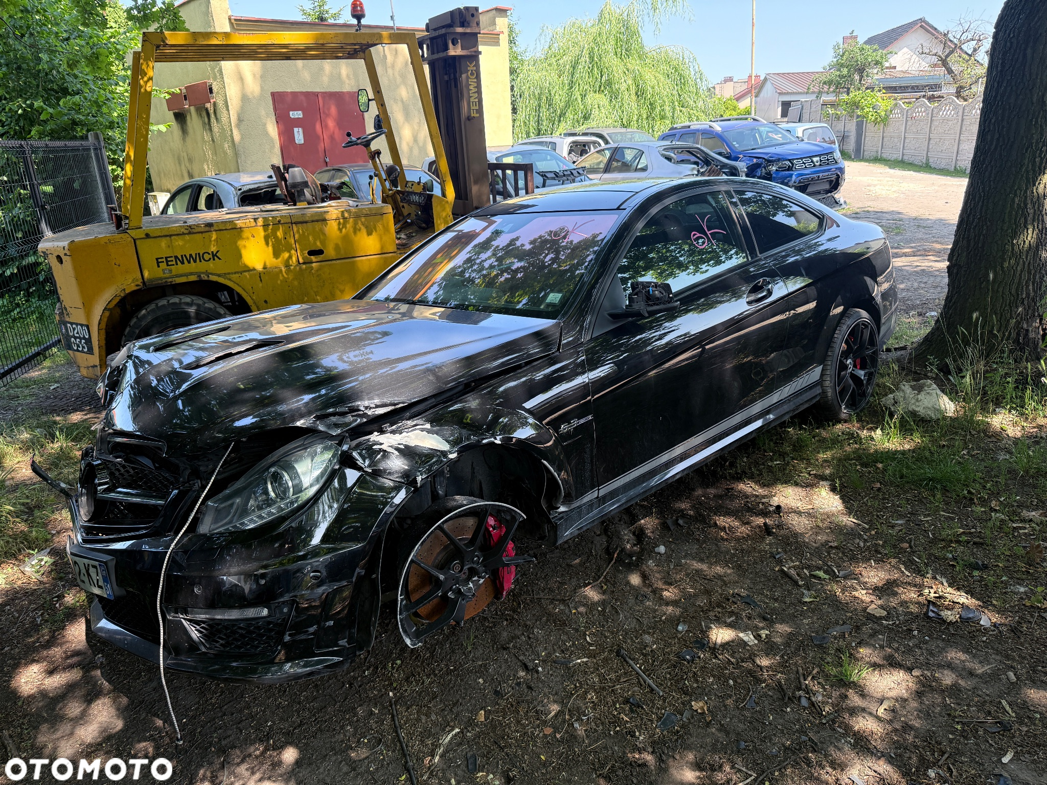 Mercedes-Benz Klasa C 63 AMG Coupe AMG SPEEDSHIFT MCT AMG Performance Package Edition 1 - 2