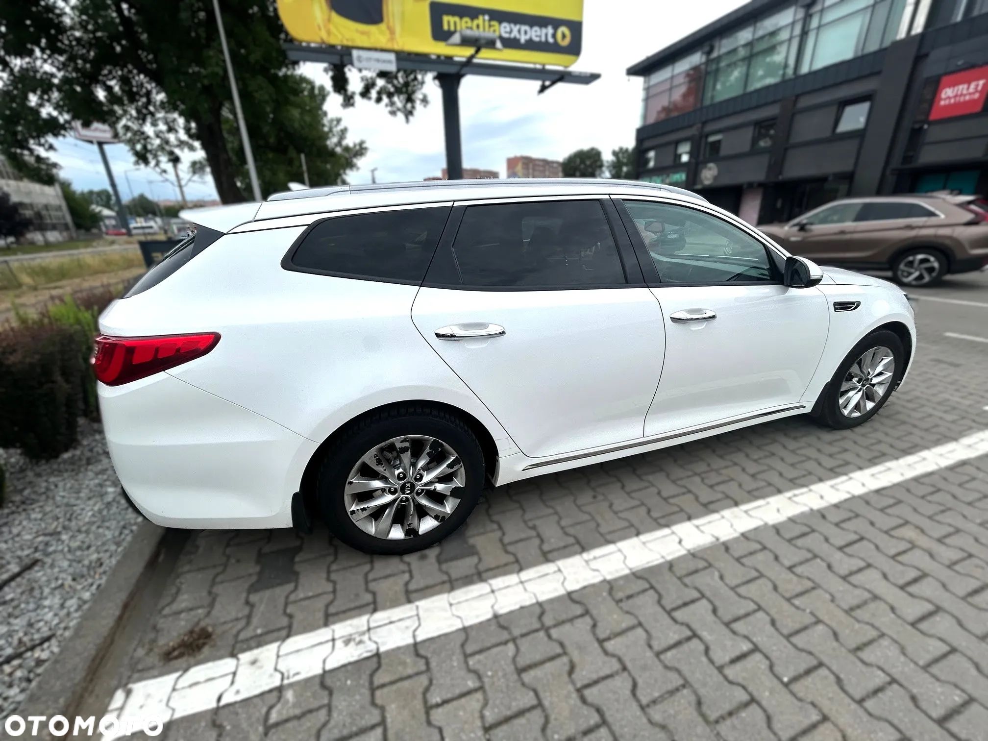 Kia Optima 1.7 CRDI L DCT - 1