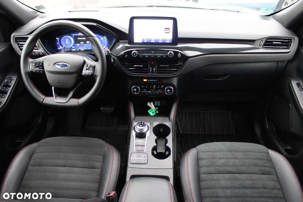 Ford Kuga - 30