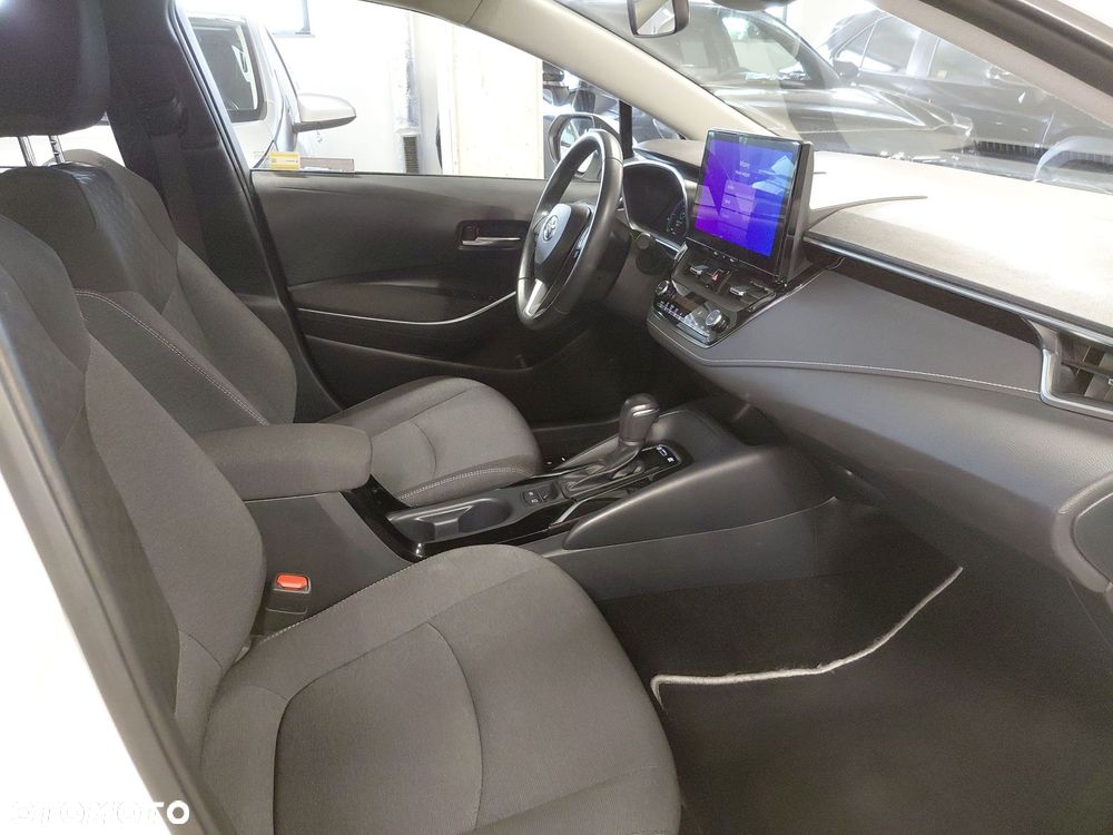 Toyota Corolla 1.8 Hybrid Comfort - 9