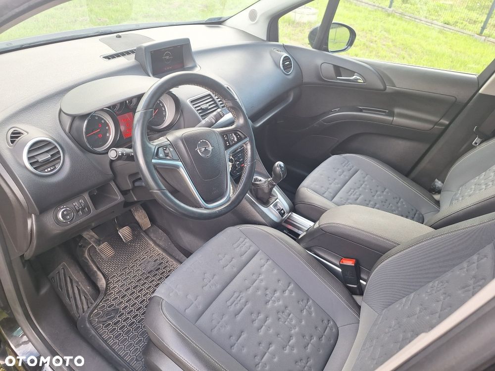 Opel Meriva - 8
