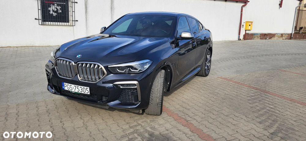 BMW X6 M50i - 1