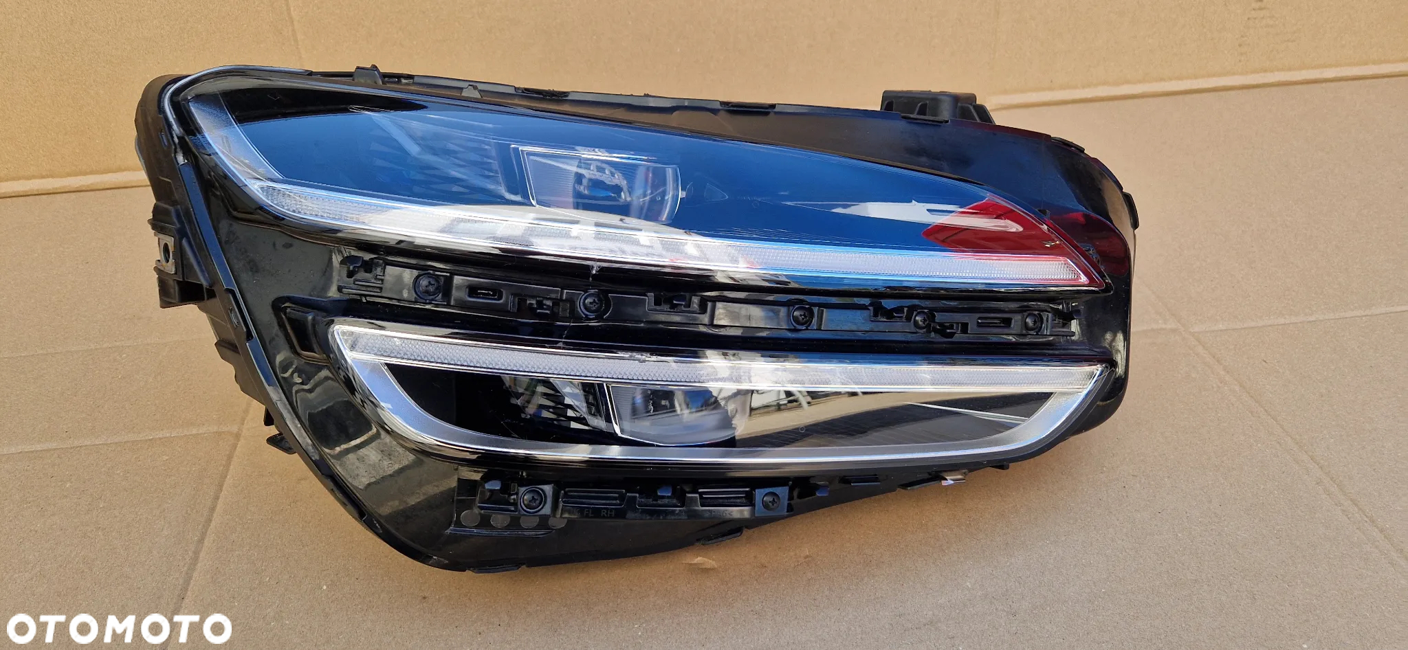 Lampa Prawa Przód Hyundai Genesis G70 FULL LED - 2