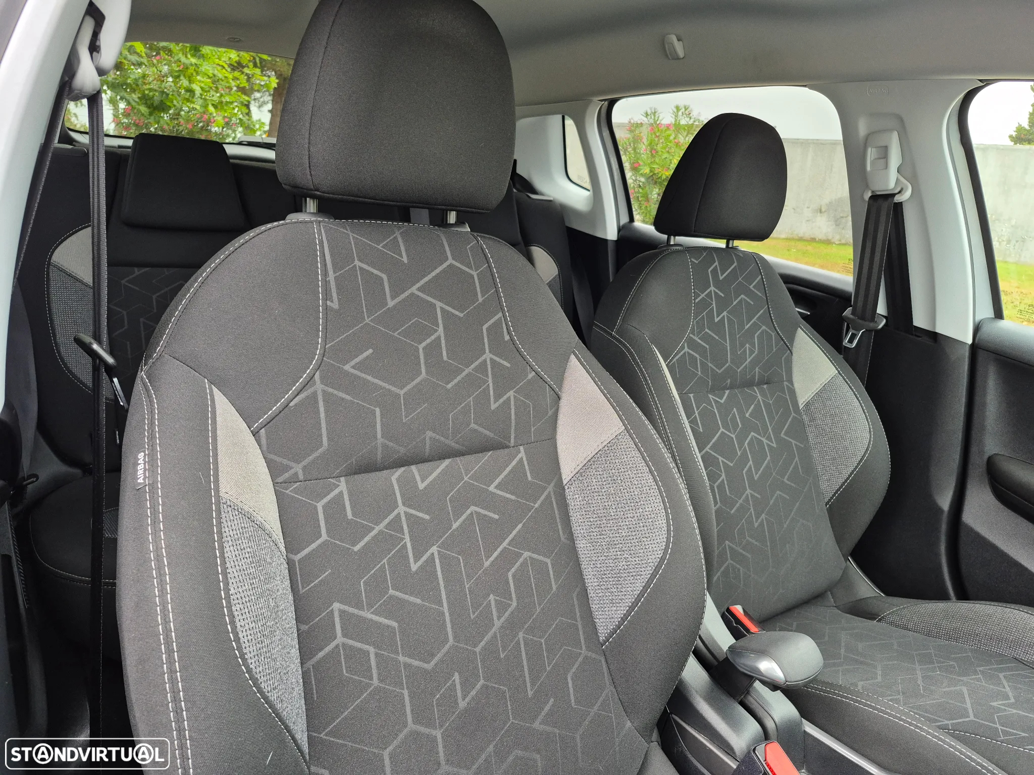 Peugeot 2008 1.2 PureTech Style - 14